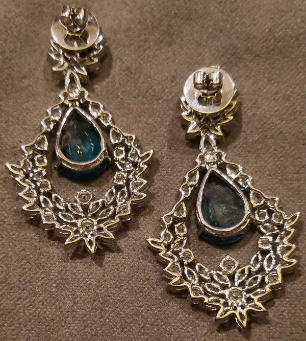 925 Silver Dewdrop Emerald CZ Earring - Amrrutam 