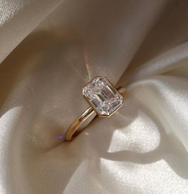 14K Gold Naomi CVD Diamond Ring - Amrrutam 