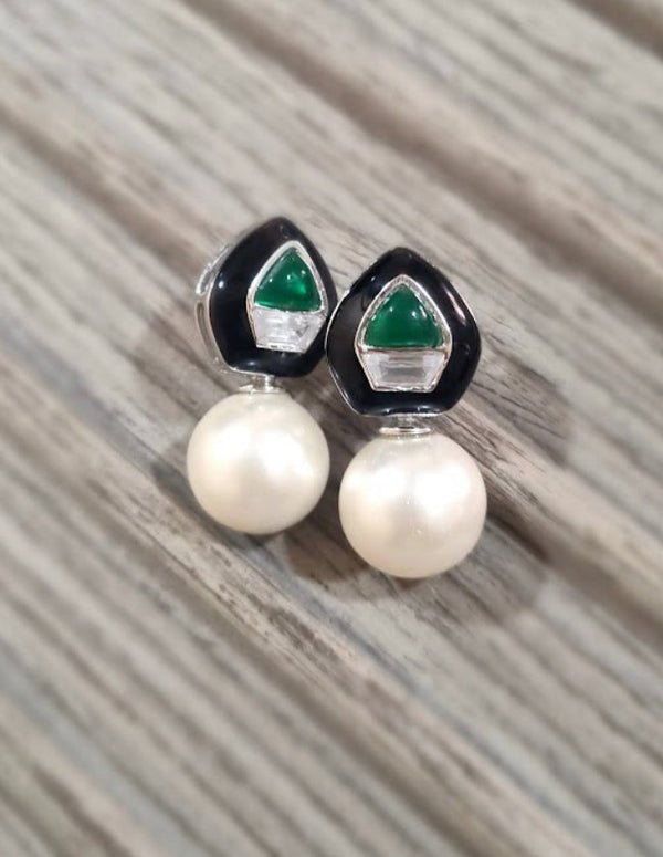 925 Silver Enamel Emerald Pearl Drop Earrings - Amrrutam 