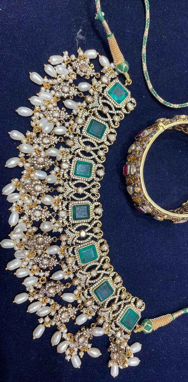 925 Silver Semelina Victorian Emerald Necklace - Amrrutam 