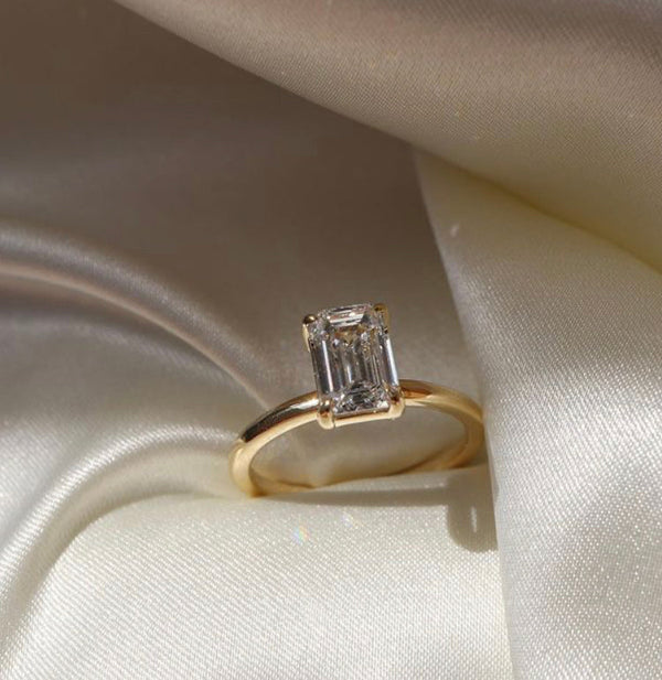 14K Gold Cassa CVD Diamond Ring - Amrrutam 