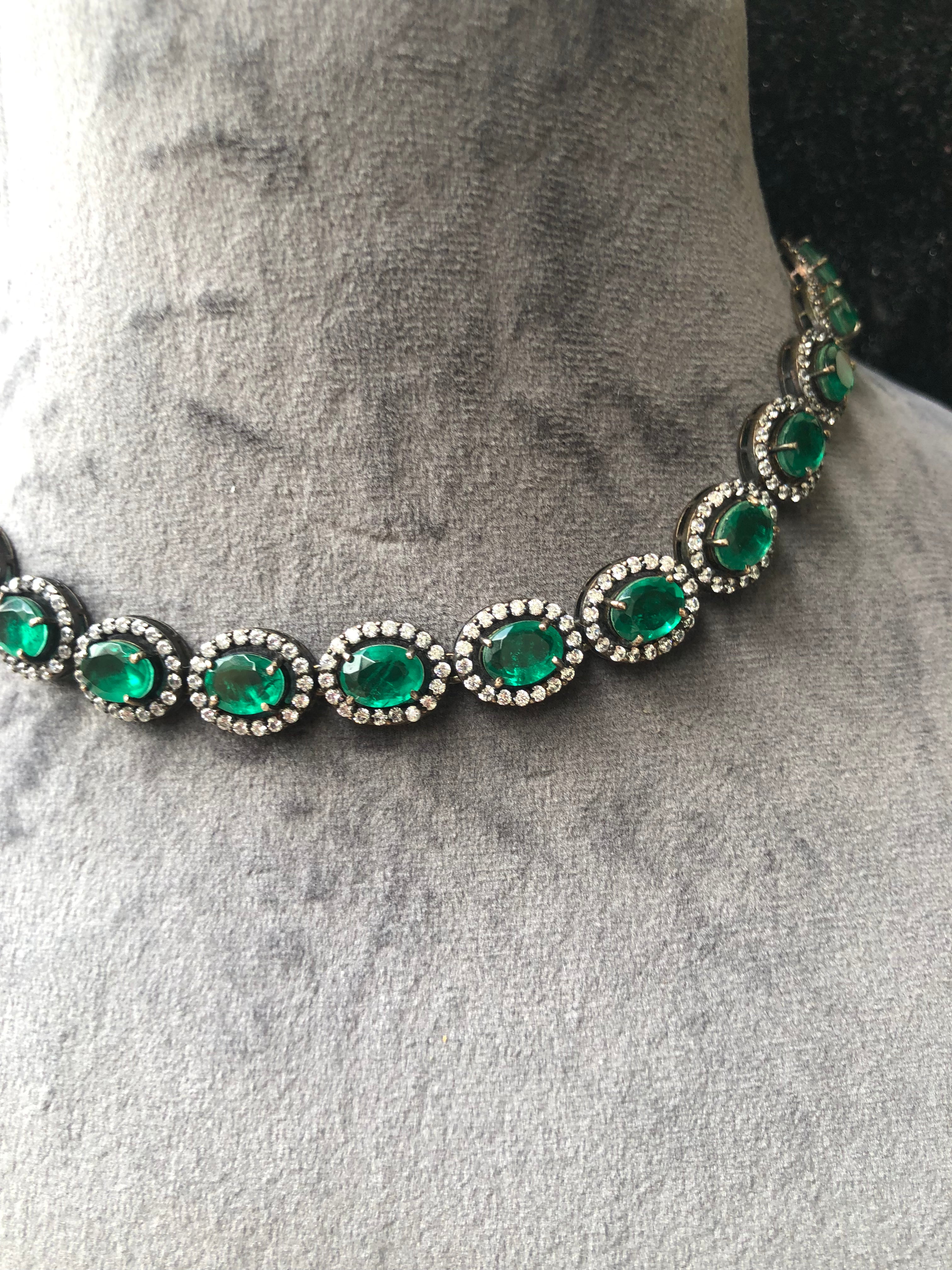 925 Silver Maahi Modern Emerald Necklace