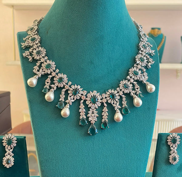 925 Silver Vivasa Emerald CZ Necklace Set - Amrrutam Jewellery