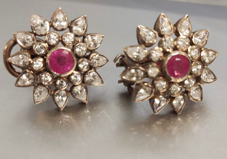 925 Silver Floral Ruby Stud Earring - Amrrutam 