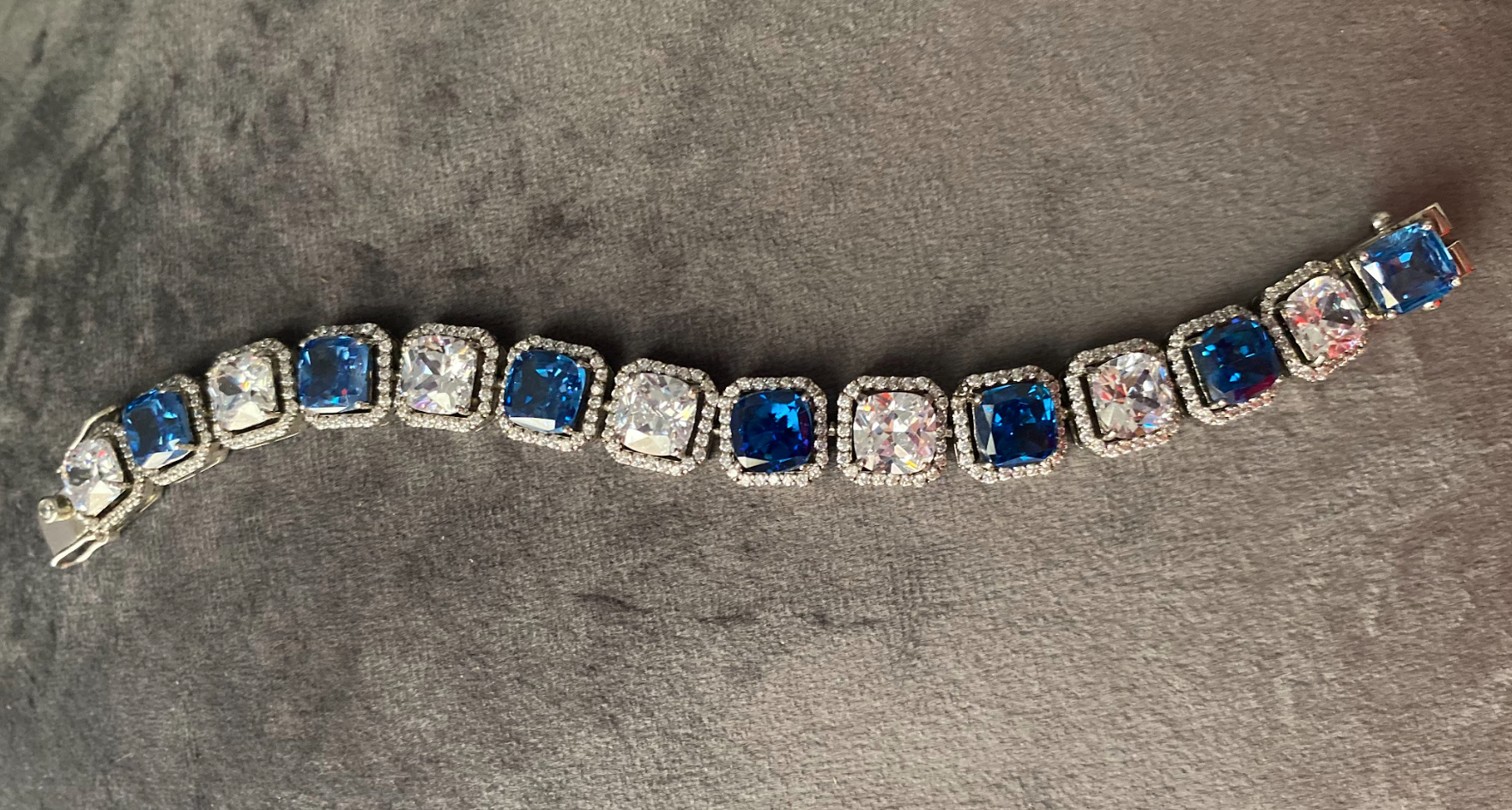 925 Silver Swarovski Blue Boxy Bracelet